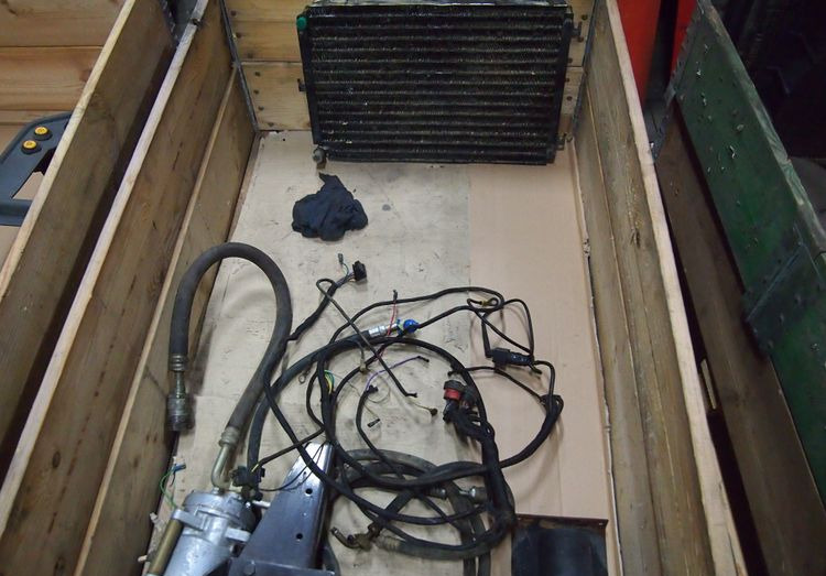 Części do Ciągnika Massey Ferguson MF 3000, 6000 Klimatyzacja do ciągnika MF 3000 - Chauffage/ Ventilation pour Machine agricole: photos 2 Części do Ciągnika Massey Ferguson MF 3000, 6000 Klimatyzacja do ciągnika MF 3000 - Chauffage/ Ventilation pour Machine agricole: photos 2