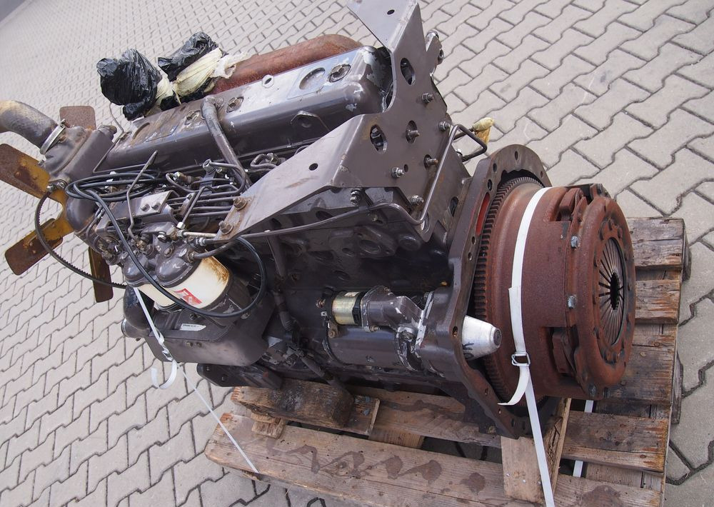 Części do Ciągnika Massey Ferguson MF 3000 Silnik 6 cylindrowy Perkins A6.354
Ciśnienie oleju na wolnych obrotach 4bary - Moteur pour Machine agricole: photos 1 Części do Ciągnika Massey Ferguson MF 3000 Silnik 6 cylindrowy Perkins A6.354
Ciśnienie oleju na wolnych obrotach 4bary - Moteur pour Machine agricole: photos 1