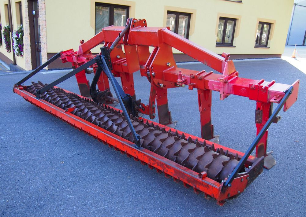 Głębosz Demblon 2008 - Décompacteur: photos 2 Głębosz Demblon 2008 - Décompacteur: photos 2