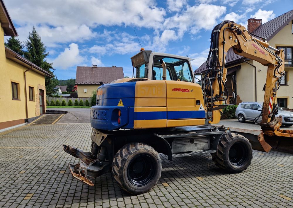 Koparka kołowa Liebherr A311 2008 Liebherr - Pelle sur pneus: photos 4 Koparka kołowa Liebherr A311 2008 Liebherr - Pelle sur pneus: photos 4