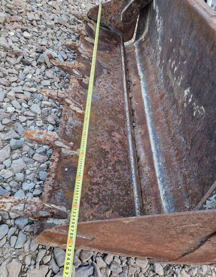 Koparka kołowa Mecalac MECALAC 4w1 lub 3w1 2012 Łyżka 4w1 Mecalac 10, 12 - Godet pour pelle pour Engins de chantier: photos 2 Koparka kołowa Mecalac MECALAC 4w1 lub 3w1 2012 Łyżka 4w1 Mecalac 10, 12 - Godet pour pelle pour Engins de chantier: photos 2