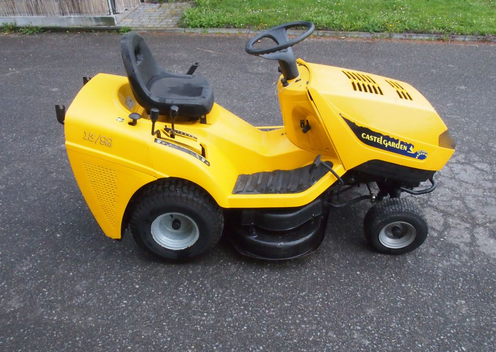 Motofaucheuse Kosiarka traktorek Castel Garden 13/92 2007 Kosiarka Castel Garden 13/92: photos 9 Motofaucheuse Kosiarka traktorek Castel Garden 13/92 2007 Kosiarka Castel Garden 13/92: photos 9