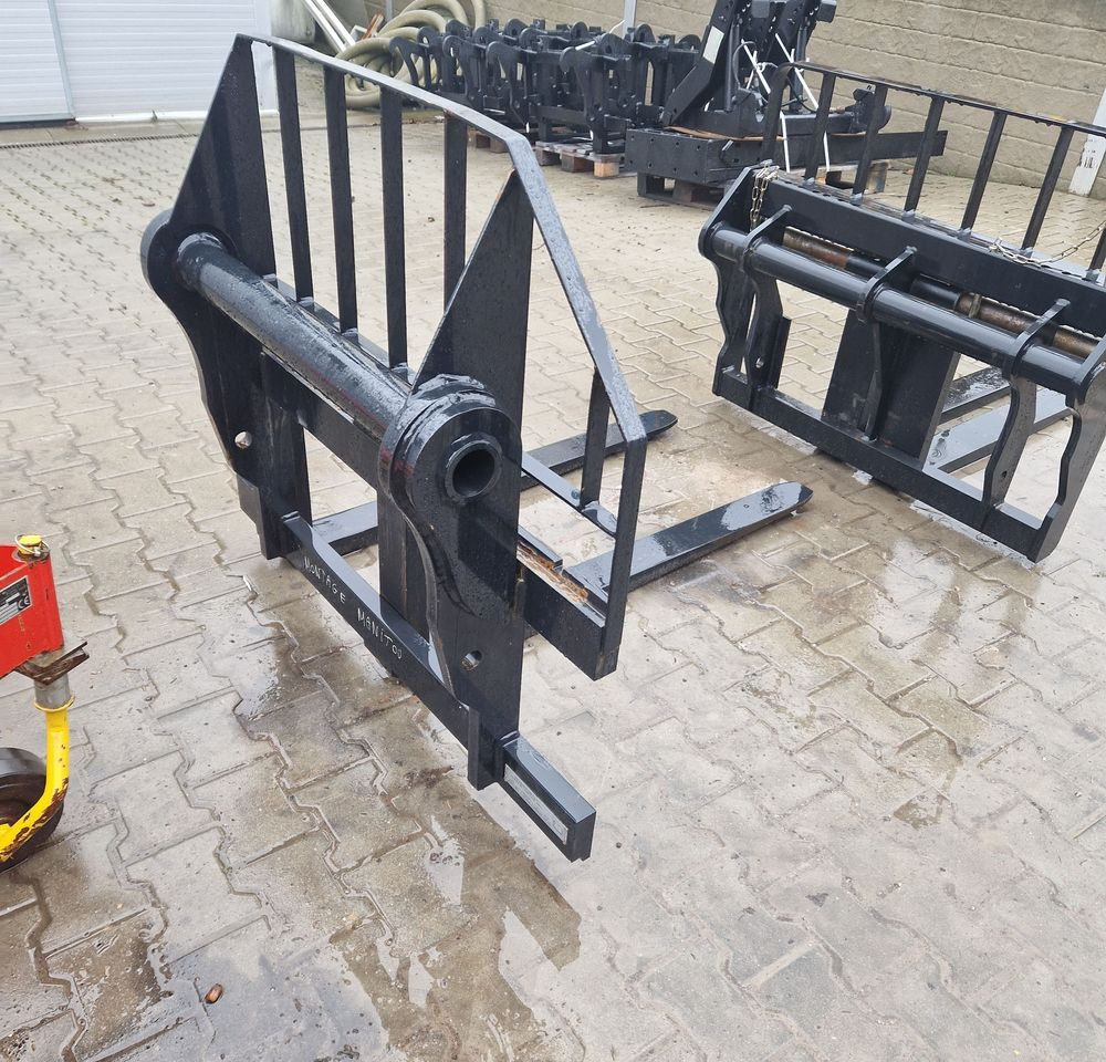 Ładowarka teleskopowa Manitou MLT MT MRT 2022 NOWE Widły do Palet MANITOU - Fourches: photos 4 Ładowarka teleskopowa Manitou MLT MT MRT 2022 NOWE Widły do Palet MANITOU - Fourches: photos 4