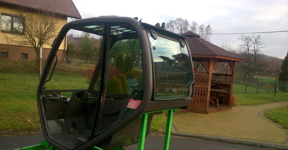 Ładowarka teleskopowa Manitou MT, MLT 2005 Kabina do Manitou - Cabine pour Matériel de manutention: photos 2 Ładowarka teleskopowa Manitou MT, MLT 2005 Kabina do Manitou - Cabine pour Matériel de manutention: photos 2