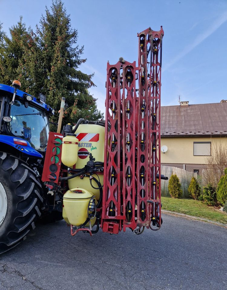 Opryskiwacz Hardi Master plus 1200 2014 Opryskiwacz zawieszany HARDI - Pulvé porté: photos 1 Opryskiwacz Hardi Master plus 1200 2014 Opryskiwacz zawieszany HARDI - Pulvé porté: photos 1