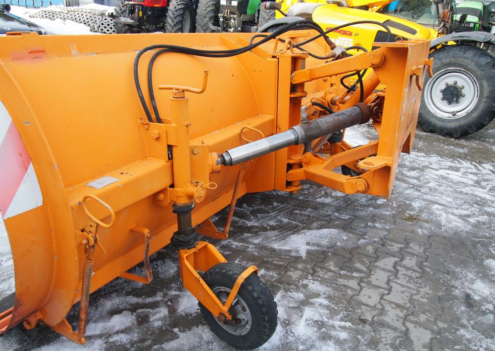 Pług do śniegu nn 2005 Skosowany obustronnie hydraulicznie - Lame à neige: photos 3 Pług do śniegu nn 2005 Skosowany obustronnie hydraulicznie - Lame à neige: photos 3