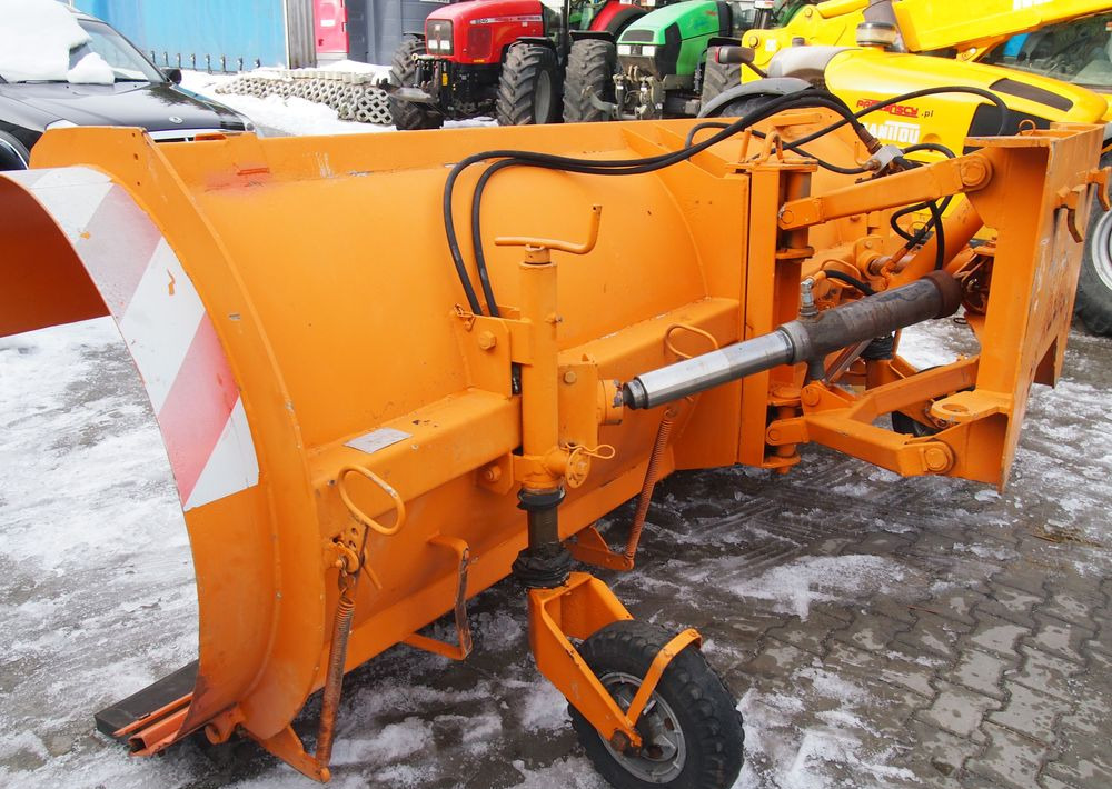Pług do śniegu nn 2005 Skosowany obustronnie hydraulicznie - Lame à neige: photos 2 Pług do śniegu nn 2005 Skosowany obustronnie hydraulicznie - Lame à neige: photos 2