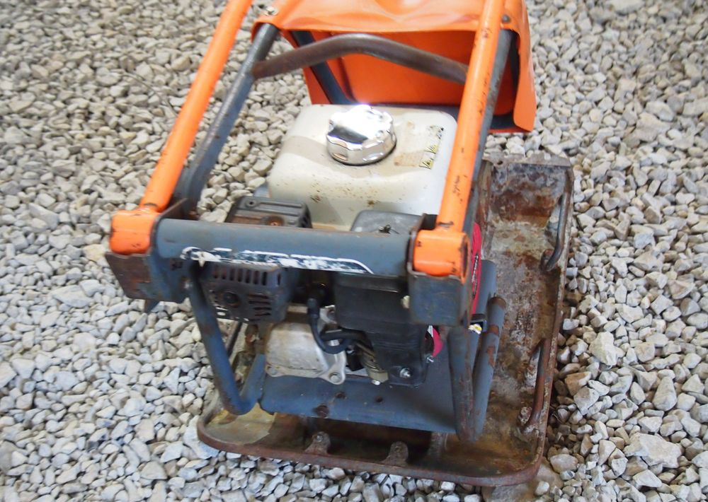 Ubijarka Belle PC5000E 2009 Zagęszczarka ubijarka Bella - Plaque vibrante: photos 3 Ubijarka Belle PC5000E 2009 Zagęszczarka ubijarka Bella - Plaque vibrante: photos 3