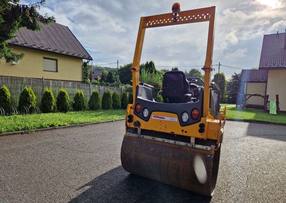 Walec Hamm HD14VV 2014 Walec HAMM HD 14VV silnik KUBOTA - Compacteur: photos 5 Walec Hamm HD14VV 2014 Walec HAMM HD 14VV silnik KUBOTA - Compacteur: photos 5