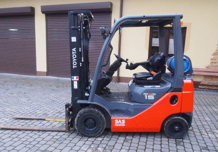 Wózek widłowy Toyota 8FGF15 2018 TRIPLEX system SAS (blokowanie tylnej osi) - Chariot élévateur à gaz: photos 3 Wózek widłowy Toyota 8FGF15 2018 TRIPLEX system SAS (blokowanie tylnej osi) - Chariot élévateur à gaz: photos 3