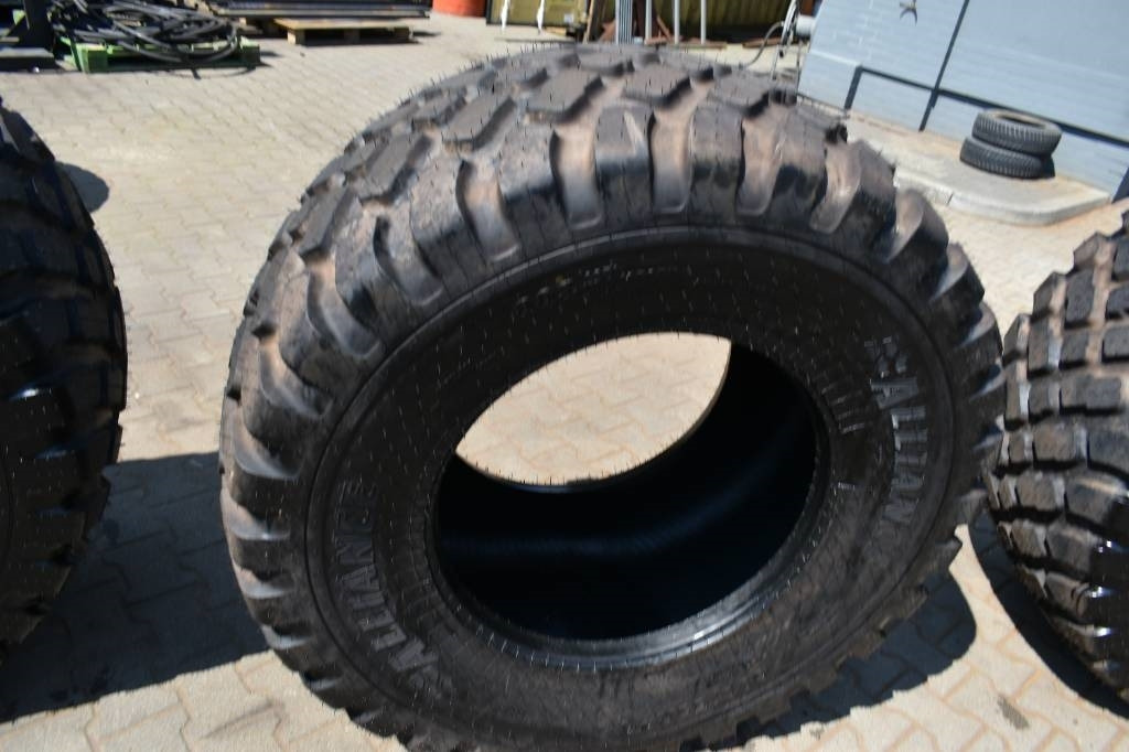 Alliance 600/55R26.5 / 882/ 165D /Steel Belted TL - Pneu pour Machine agricole: photos 3 Alliance 600/55R26.5 / 882/ 165D /Steel Belted TL - Pneu pour Machine agricole: photos 3