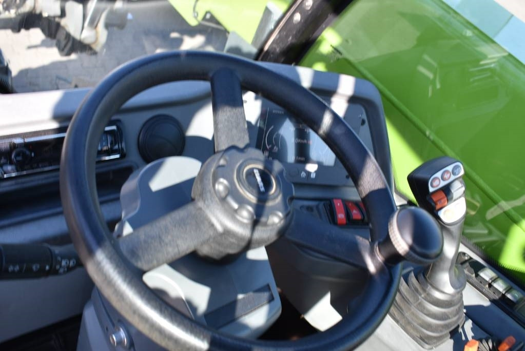 Claas Scorpion 756 - Chariot télescopique: photos 2 Claas Scorpion 756 - Chariot télescopique: photos 2