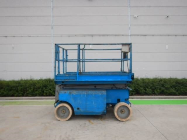 Genie GS3268DC - Nacelle ciseaux: photos 1 Genie GS3268DC - Nacelle ciseaux: photos 1