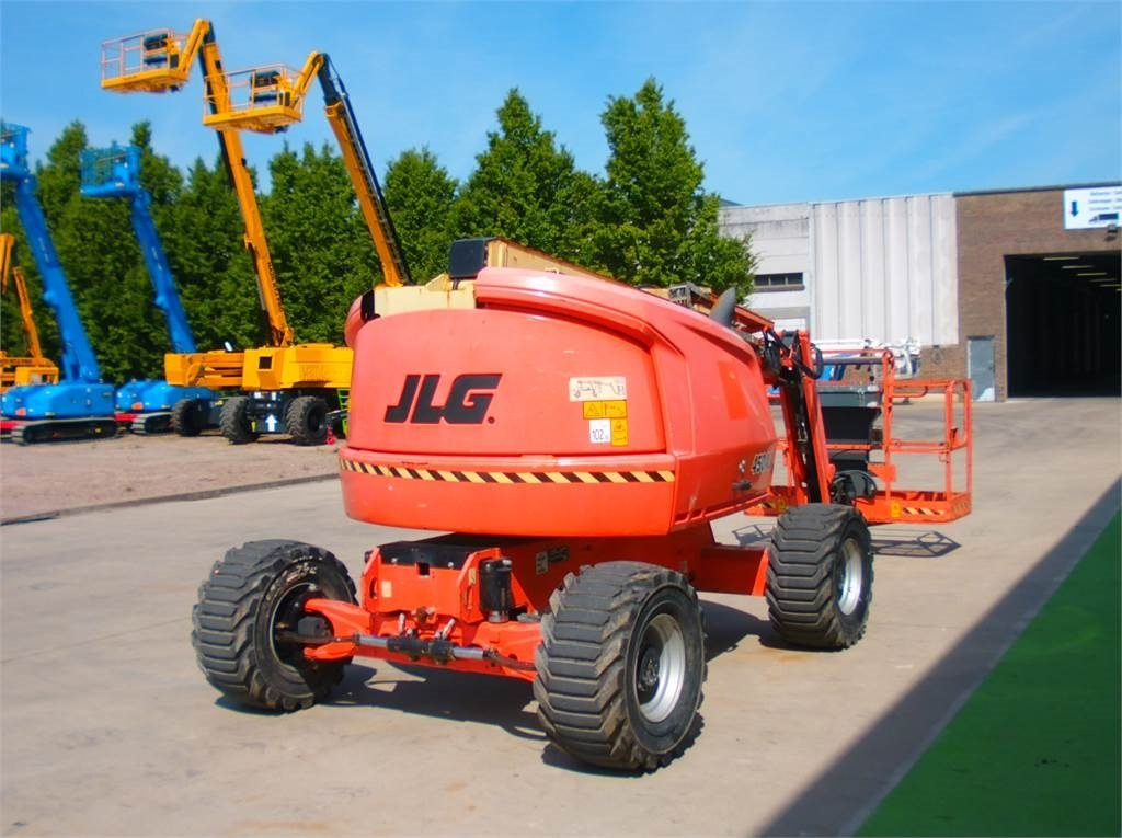 JLG 450AJ - Nacelle articulée: photos 4 JLG 450AJ - Nacelle articulée: photos 4