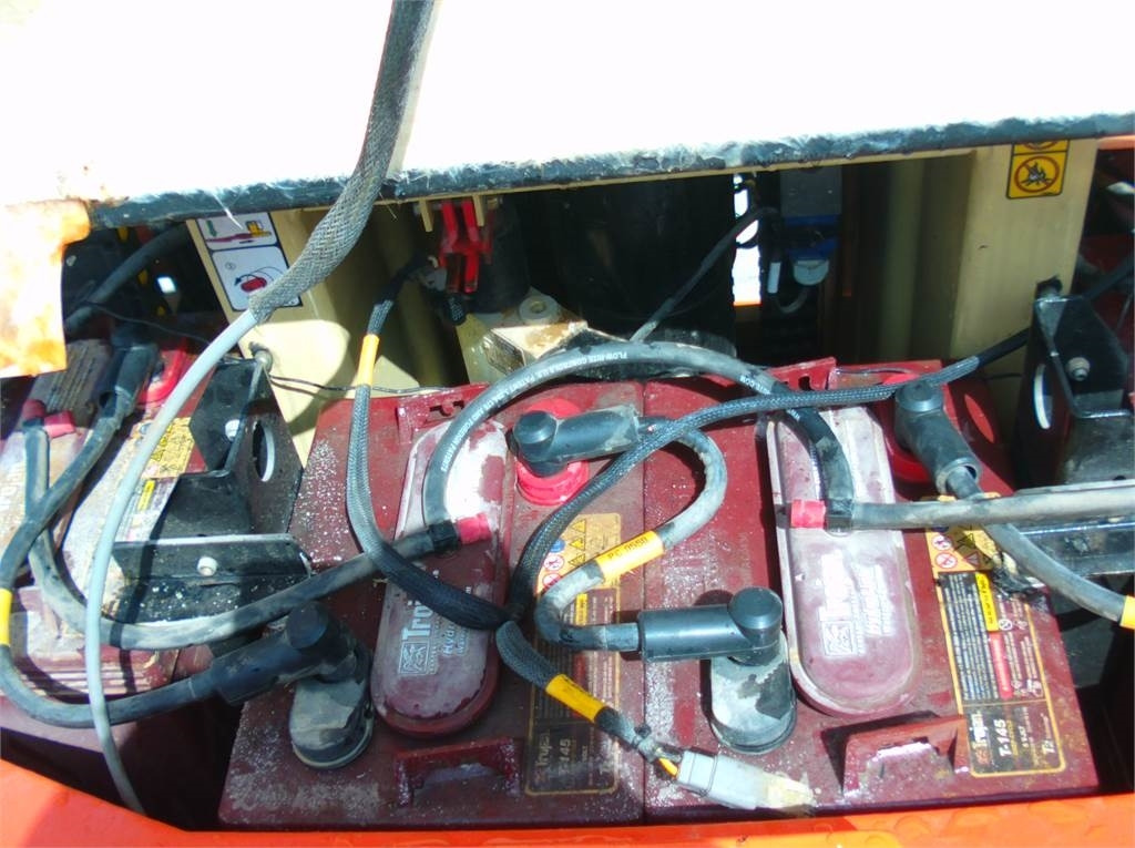 JLG Toucan 12E+ - Nacelle à mât vertical: photos 5 JLG Toucan 12E+ - Nacelle à mât vertical: photos 5