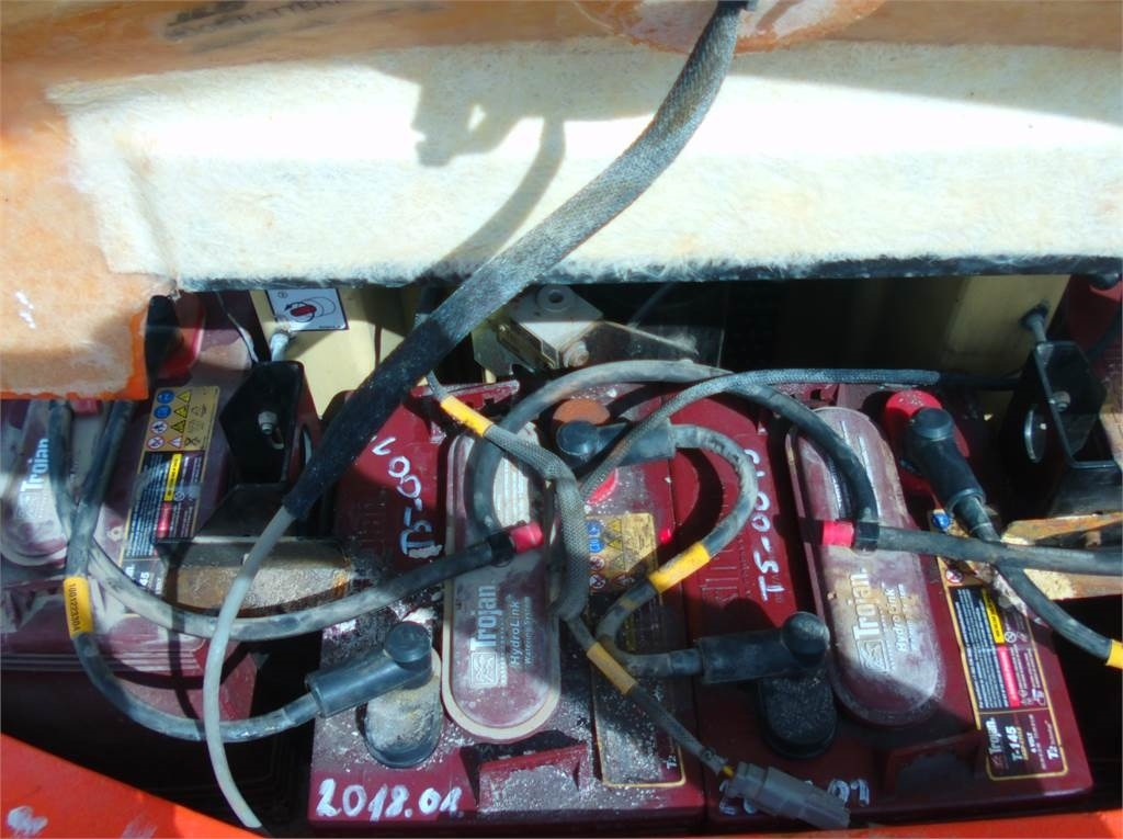 JLG Toucan 12E+ - Nacelle à mât vertical: photos 5 JLG Toucan 12E+ - Nacelle à mât vertical: photos 5