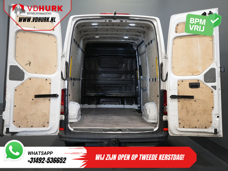 MAN TGE 3.140 140 pk 2.0 TDI DSG Aut. L3H3 EXPORT ONLY 270Gr.Deuren/ Gev.Stoel/ Navi/ Carplay/ Camera/ Cruise/ Trekhaak/ Airco - Fourgon utilitaire: photos 5 MAN TGE 3.140 140 pk 2.0 TDI DSG Aut. L3H3 EXPORT ONLY 270Gr.Deuren/ Gev.Stoel/ Navi/ Carplay/ Camera/ Cruise/ Trekhaak/ Airco - Fourgon utilitaire: photos 5