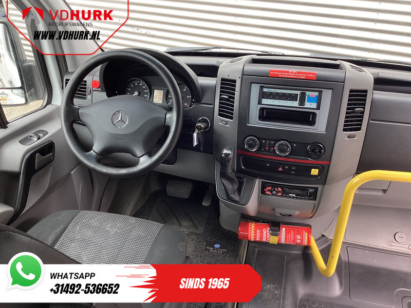 Mercedes-Benz Sprinter 313 2.2 CDI Aut. L2H2 €11.132 Incl. BTW BPM VRIJ! EXPORT ONLY Combi/ 9 Persoons/ Kombi/ 9P/ Airco/ Rolstoellift - Minibus, Transport de personnes: photos 3 Mercedes-Benz Sprinter 313 2.2 CDI Aut. L2H2 €11.132 Incl. BTW BPM VRIJ! EXPORT ONLY Combi/ 9 Persoons/ Kombi/ 9P/ Airco/ Rolstoellift - Minibus, Transport de personnes: photos 3