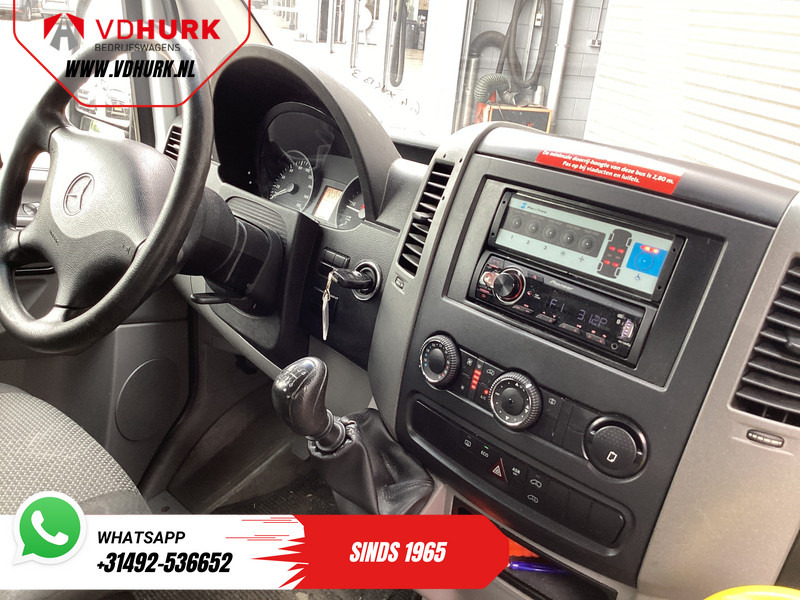 Mercedes-Benz Sprinter 313 2.2 CDI L2H2 €9.922 Incl. BTW BPM VRIJ! EXPORT ONLY Combi/ 9 Persoons/ Kombi/ 9P/ Airco/ Rolstoellift - Minibus, Transport de personnes: photos 3 Mercedes-Benz Sprinter 313 2.2 CDI L2H2 €9.922 Incl. BTW BPM VRIJ! EXPORT ONLY Combi/ 9 Persoons/ Kombi/ 9P/ Airco/ Rolstoellift - Minibus, Transport de personnes: photos 3