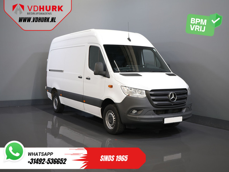 Mercedes-Benz Sprinter 317 CDI Aut. L2H2 BPM VRIJ! Carplay/ Gev.Stoel/ 270 Gr.Deuren/ Stoelverw./ Navi/ Camera/ PDC/ Cruise/ DAB - Fourgon utilitaire: photos 1 Mercedes-Benz Sprinter 317 CDI Aut. L2H2 BPM VRIJ! Carplay/ Gev.Stoel/ 270 Gr.Deuren/ Stoelverw./ Navi/ Camera/ PDC/ Cruise/ DAB - Fourgon utilitaire: photos 1
