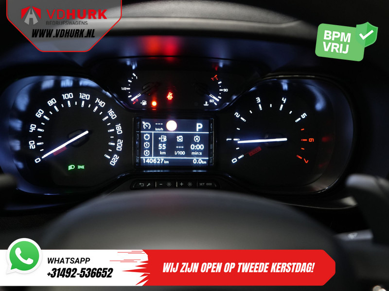 Fourgonnette Toyota PROACE CITY 1.2 Turbo 130 pk Aut. BENZINE 3Pers./ Stoelverw./ Climate/ Keyless/ Carplay/ Cruise/ PDC/ Trekhaak: photos 17 Fourgonnette Toyota PROACE CITY 1.2 Turbo 130 pk Aut. BENZINE 3Pers./ Stoelverw./ Climate/ Keyless/ Carplay/ Cruise/ PDC/ Trekhaak: photos 17