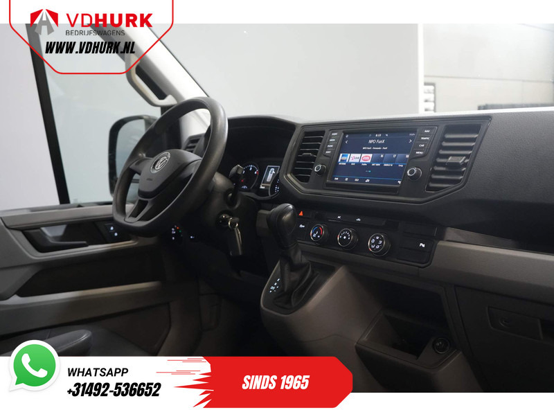 Volkswagen Crafter 35 2.0 TDI 140 pk DSG Aut. L3H2 EXPORT ONLY Navi/ Carplay/ PDC/ Cruise/ Trekhaak/ Airco - Fourgon utilitaire: photos 3 Volkswagen Crafter 35 2.0 TDI 140 pk DSG Aut. L3H2 EXPORT ONLY Navi/ Carplay/ PDC/ Cruise/ Trekhaak/ Airco - Fourgon utilitaire: photos 3