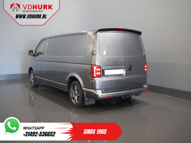 Volkswagen Transporter 2.0 TDI 150 pk DSG Aut. L2 BPM VRIJ! Carplay/ 2.5t Trekverm./ LMV/ Cruise/ Navi/ Trekhaak - Fourgonnette: photos 2 Volkswagen Transporter 2.0 TDI 150 pk DSG Aut. L2 BPM VRIJ! Carplay/ 2.5t Trekverm./ LMV/ Cruise/ Navi/ Trekhaak - Fourgonnette: photos 2