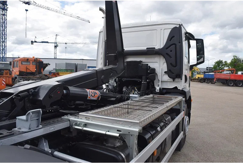 Camion ampliroll MAN TGM 18.320: photos 10