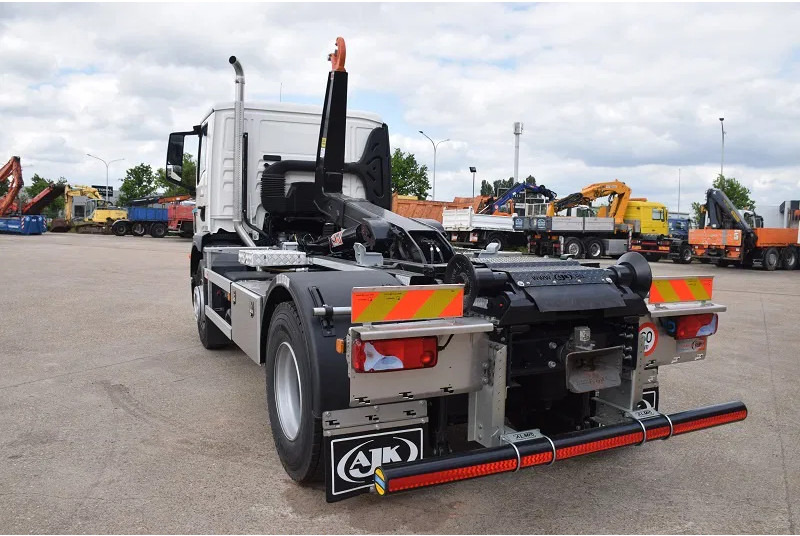 Camion ampliroll MAN TGM 18.320: photos 7