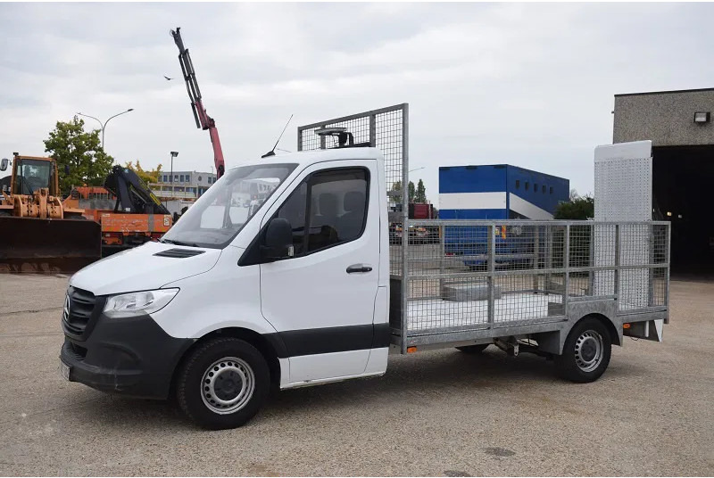 Mercedes-Benz Sprinter 316 - Utilitaire plateau: photos 2 Mercedes-Benz Sprinter 316 - Utilitaire plateau: photos 2