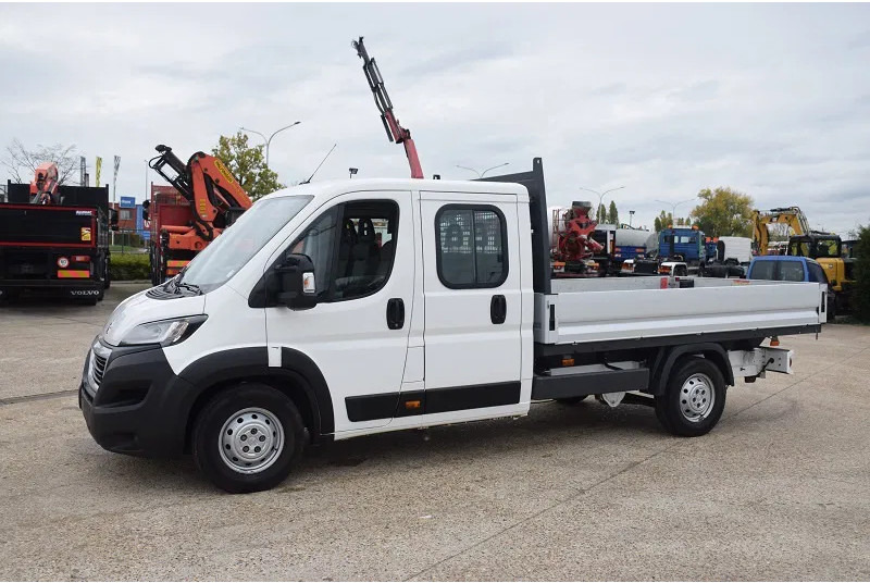 Peugeot Boxer - Utilitaire plateau, Utilitaire double cabine: photos 3 Peugeot Boxer - Utilitaire plateau, Utilitaire double cabine: photos 3