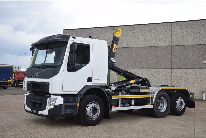 Volvo FE 320 - Camion ampliroll: photos 1 Volvo FE 320 - Camion ampliroll: photos 1