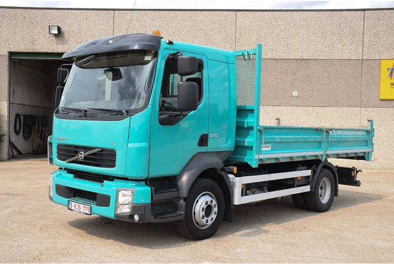 Volvo FL 240 - Camion benne: photos 3 Volvo FL 240 - Camion benne: photos 3