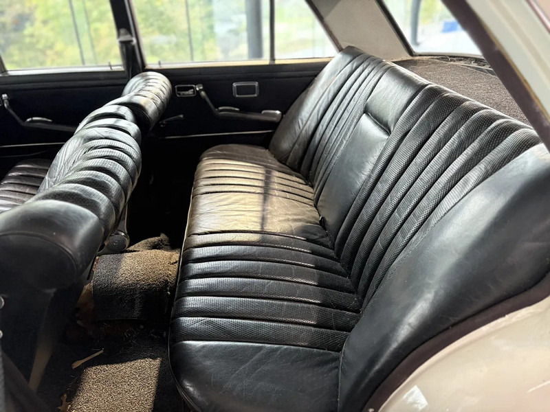 Mercedes-Benz 280SE *OldTimer*Automaat*LerenZetels*Schuifdak* - Voiture: photos 4 Mercedes-Benz 280SE *OldTimer*Automaat*LerenZetels*Schuifdak* - Voiture: photos 4