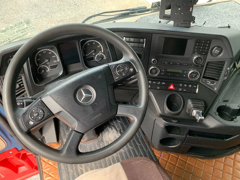 Mercedes-Benz Actros 2548 6X2 + Aanhanger*Palfinger crane*Cruise control*Airco* - Camion à rideaux coulissants, Camion grue: photos 4 Mercedes-Benz Actros 2548 6X2 + Aanhanger*Palfinger crane*Cruise control*Airco* - Camion à rideaux coulissants, Camion grue: photos 4