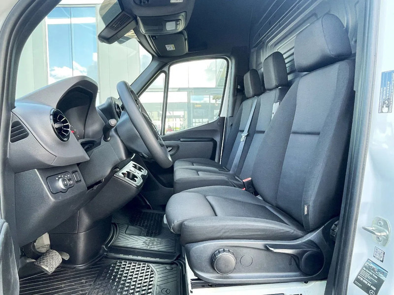Mercedes-Benz Sprinter 315 L3H2*koelwagen*360°camera*parktronic*cruise control* zetelverwarming* - Fourgon utilitaire: photos 5 Mercedes-Benz Sprinter 315 L3H2*koelwagen*360°camera*parktronic*cruise control* zetelverwarming* - Fourgon utilitaire: photos 5