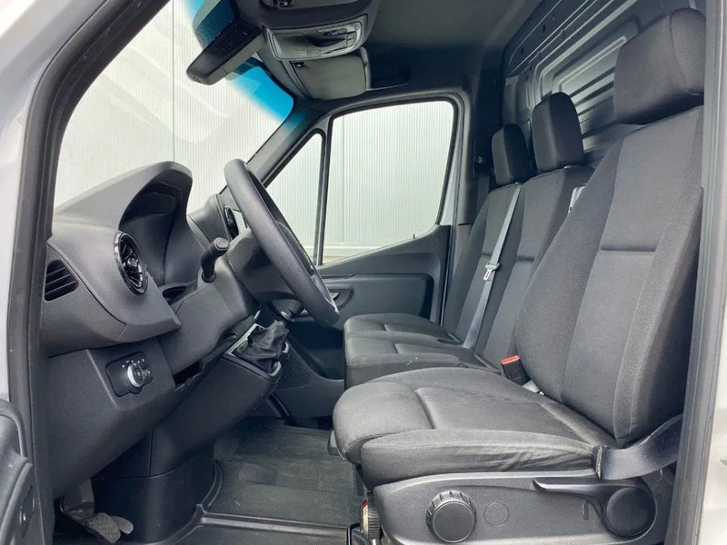 Mercedes-Benz Sprinter 317 CDI*NEW XARIOS 350*L2H2*360°CAMERA*TEMPOMAT*NAVIGATIE* - Utilitaire frigorifique: photos 3 Mercedes-Benz Sprinter 317 CDI*NEW XARIOS 350*L2H2*360°CAMERA*TEMPOMAT*NAVIGATIE* - Utilitaire frigorifique: photos 3