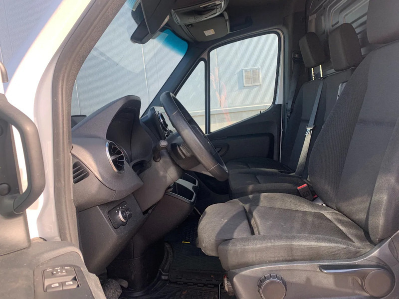 Mercedes-Benz Sprinter 317 CDI*RWD PRO*L2H2*Tempomat*360°Camera*Navi - Fourgon utilitaire: photos 3 Mercedes-Benz Sprinter 317 CDI*RWD PRO*L2H2*Tempomat*360°Camera*Navi - Fourgon utilitaire: photos 3