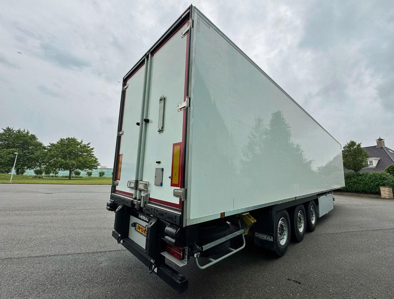 Chereau CSD3 247 CM Wide 265 CM High Thermo King SLXi300 With Only 850 Hours NEW Condition - Semi-remorque frigorifique: photos 5 Chereau CSD3 247 CM Wide 265 CM High Thermo King SLXi300 With Only 850 Hours NEW Condition - Semi-remorque frigorifique: photos 5