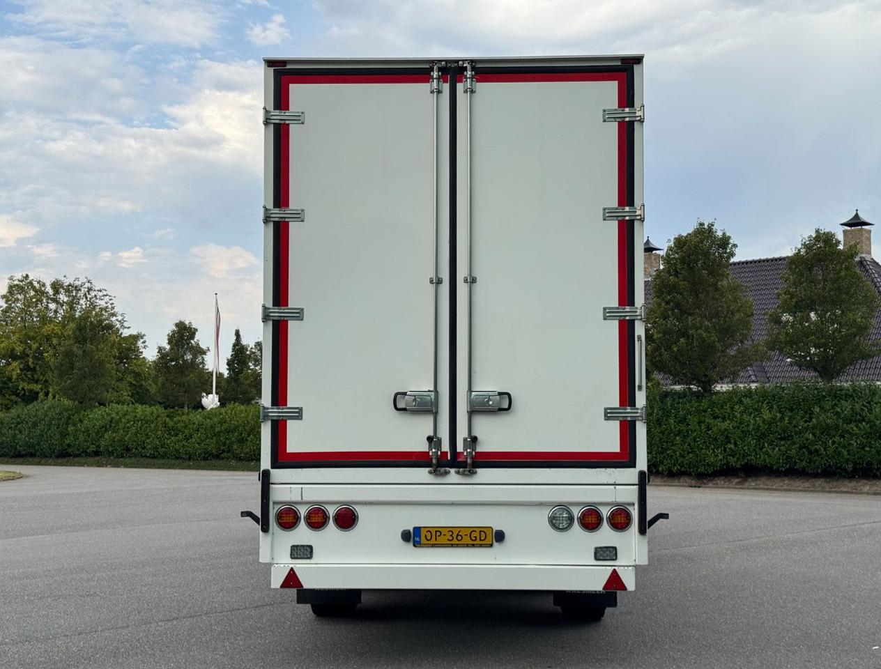 FAG 2 AS Burgers BAK Geisoleerd Gegalvaniseerd Chassis ZO Goed ALS Nieuw Direct Leverbaar 1325 x 244 x 267 CM Inwendig - Semi-remorque fourgon: photos 4 FAG 2 AS Burgers BAK Geisoleerd Gegalvaniseerd Chassis ZO Goed ALS Nieuw Direct Leverbaar 1325 x 244 x 267 CM Inwendig - Semi-remorque fourgon: photos 4