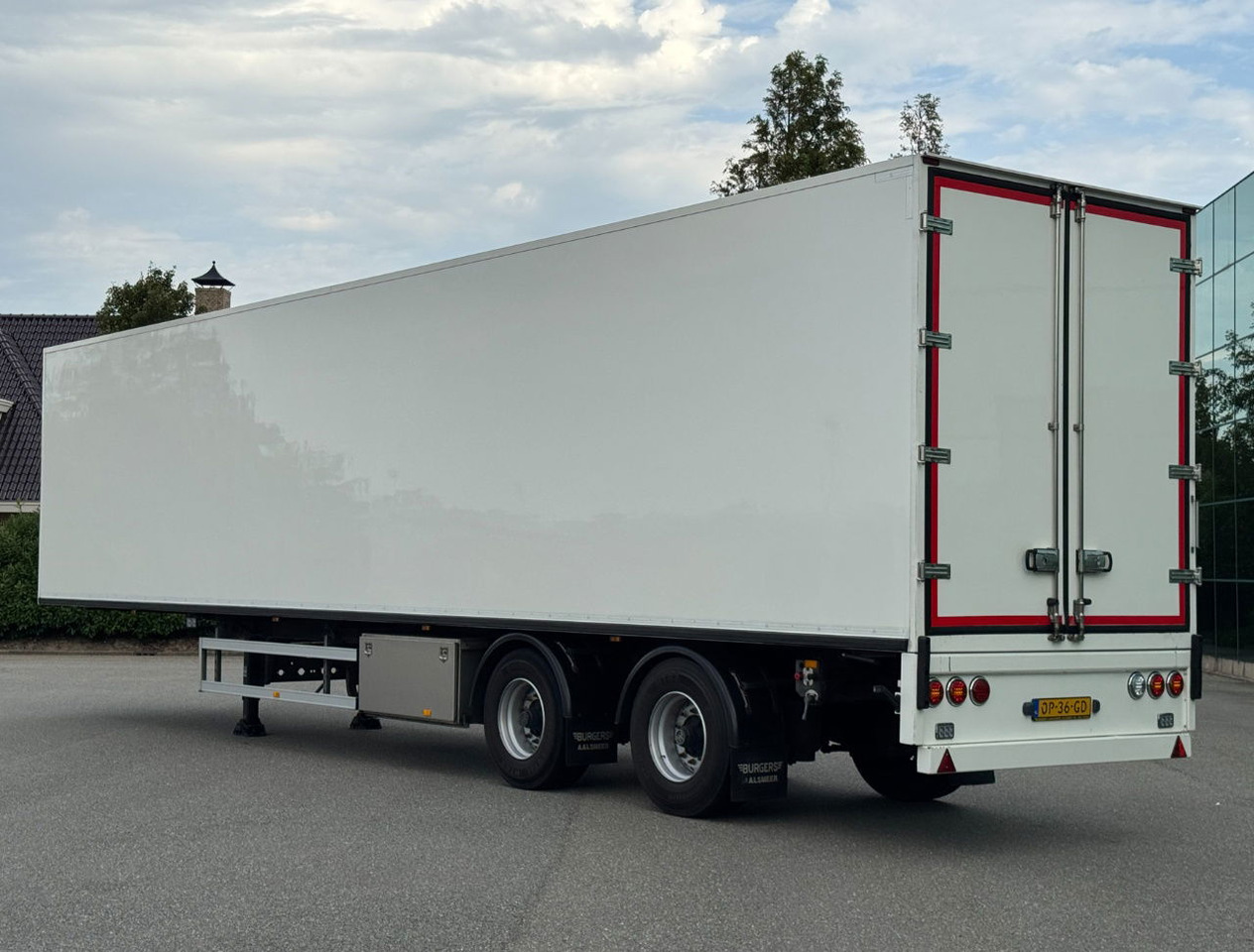 FAG 2 AS Burgers BAK Geisoleerd Gegalvaniseerd Chassis ZO Goed ALS Nieuw Direct Leverbaar 1325 x 244 x 267 CM Inwendig - Semi-remorque fourgon: photos 3 FAG 2 AS Burgers BAK Geisoleerd Gegalvaniseerd Chassis ZO Goed ALS Nieuw Direct Leverbaar 1325 x 244 x 267 CM Inwendig - Semi-remorque fourgon: photos 3