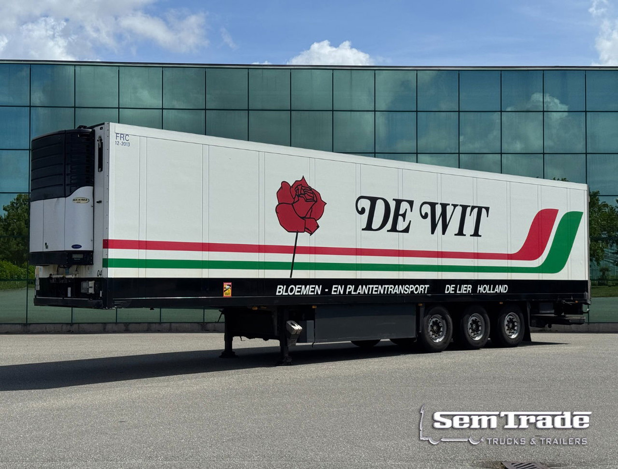 Schmitz Cargobull SKO24 Maxima 1300 Flowerwide 270 CM High 2x Liftaxle Tail Lift - Semi-remorque frigorifique: photos 1 Schmitz Cargobull SKO24 Maxima 1300 Flowerwide 270 CM High 2x Liftaxle Tail Lift - Semi-remorque frigorifique: photos 1