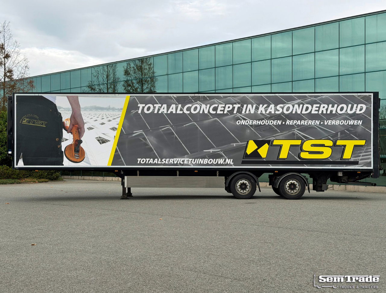 System Trailer Thermo King Tail Lift Steering Axle Lift Axle 1358x248x275 Inside NL-Trailer - Semi-remorque frigorifique: photos 2 System Trailer Thermo King Tail Lift Steering Axle Lift Axle 1358x248x275 Inside NL-Trailer - Semi-remorque frigorifique: photos 2