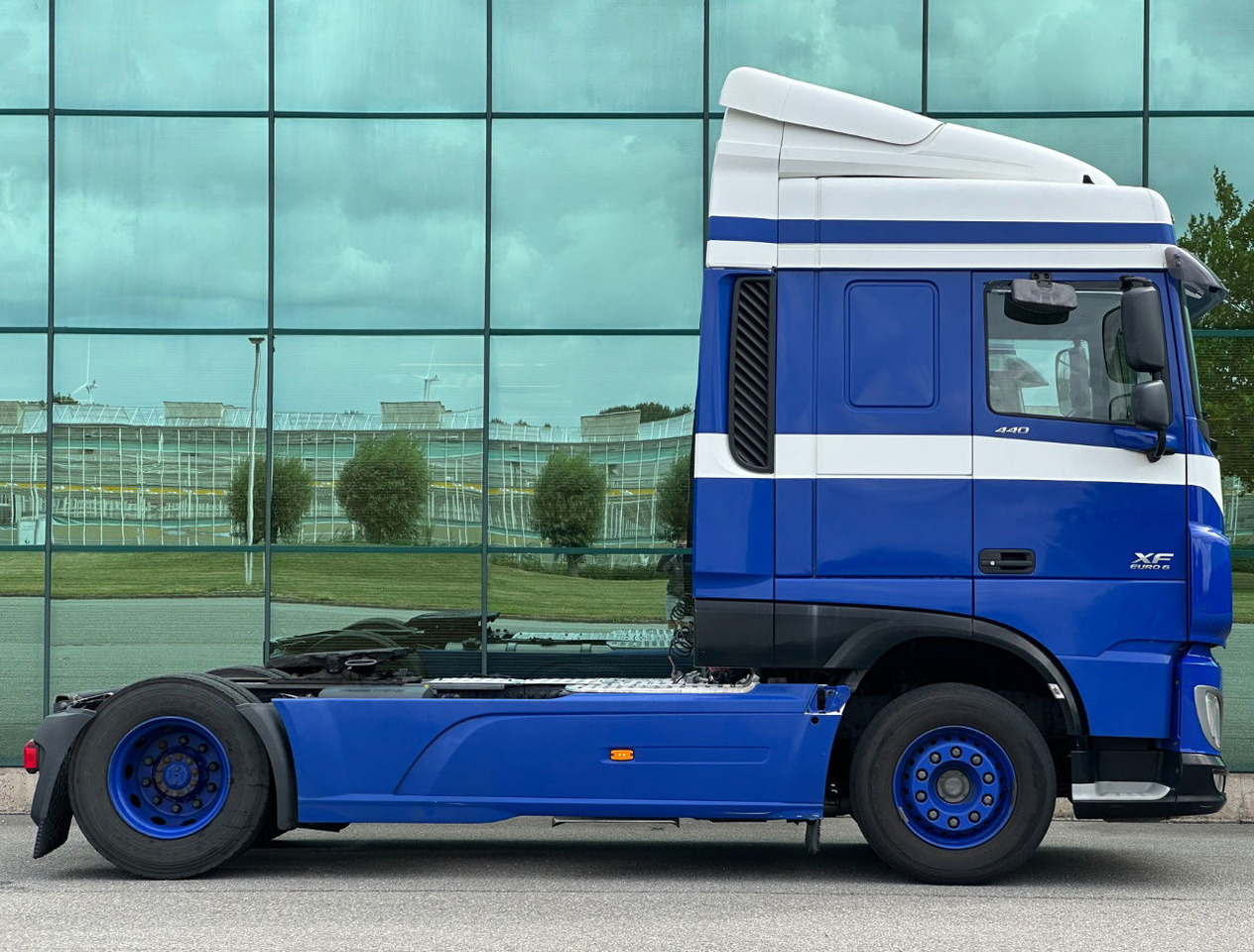 DAF XF 440 SC FT 864.000 KM Park Cooling Holland Truck - Tracteur routier: photos 5 DAF XF 440 SC FT 864.000 KM Park Cooling Holland Truck - Tracteur routier: photos 5
