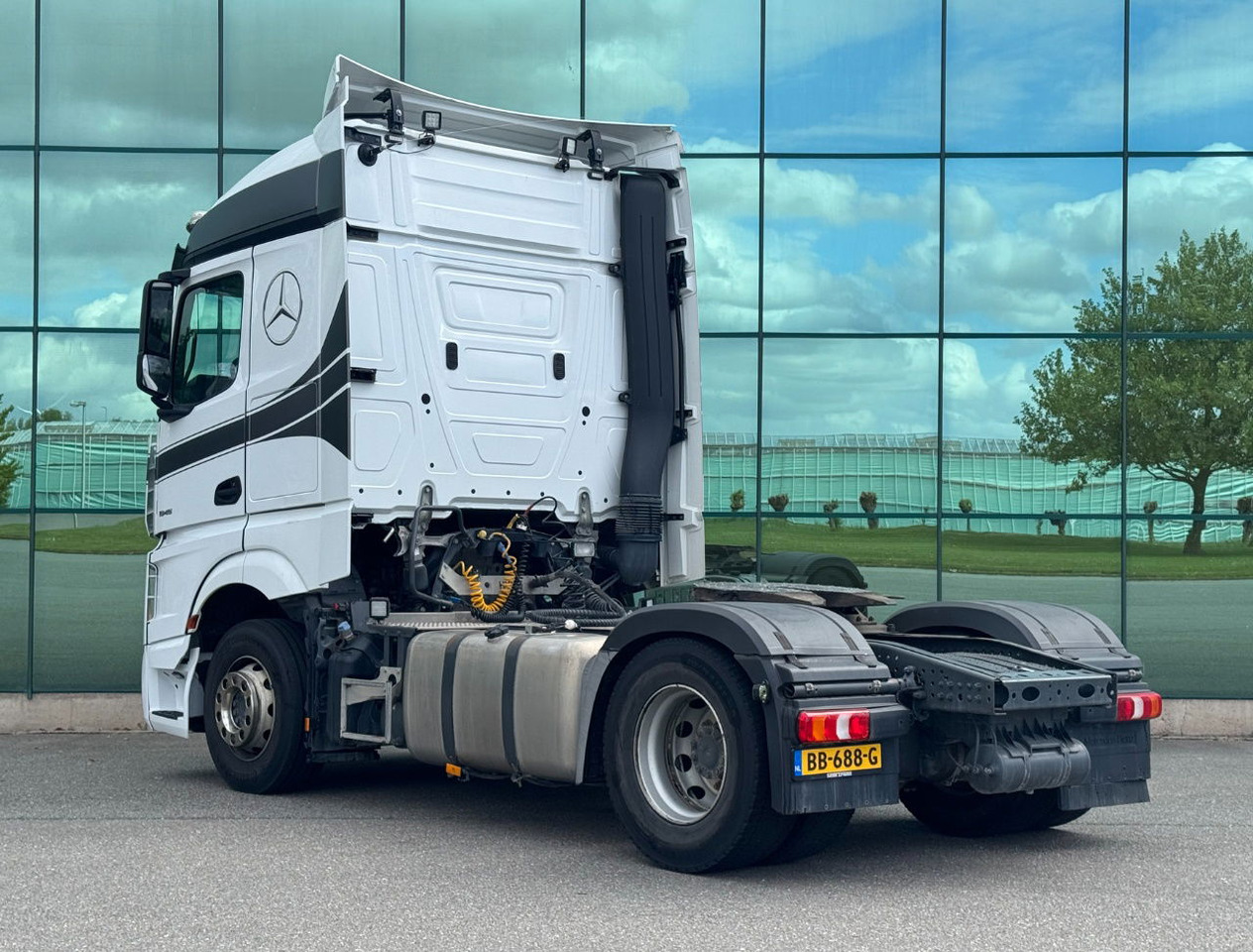 Mercedes-Benz Actros 1945 382.000 KM NEW TUV APK PTO + Hydraulics TOP Condition - Tracteur routier: photos 3 Mercedes-Benz Actros 1945 382.000 KM NEW TUV APK PTO + Hydraulics TOP Condition - Tracteur routier: photos 3