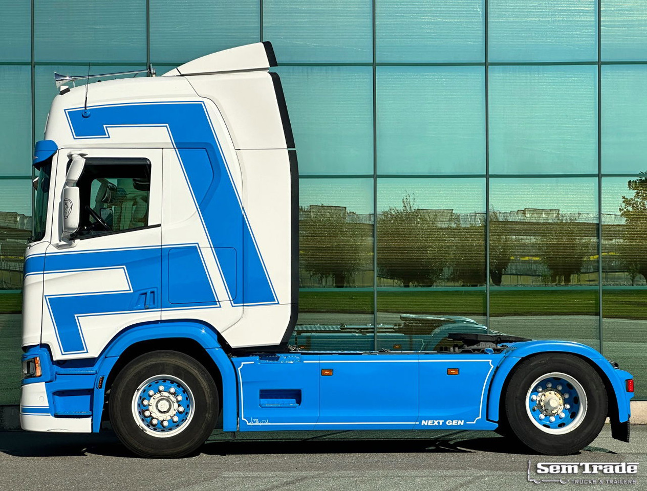 Scania R450 NGS Full AIR Retarder Full Spoiler 2X Tanks Super Condition Belgium-Truck - Tracteur routier: photos 2 Scania R450 NGS Full AIR Retarder Full Spoiler 2X Tanks Super Condition Belgium-Truck - Tracteur routier: photos 2