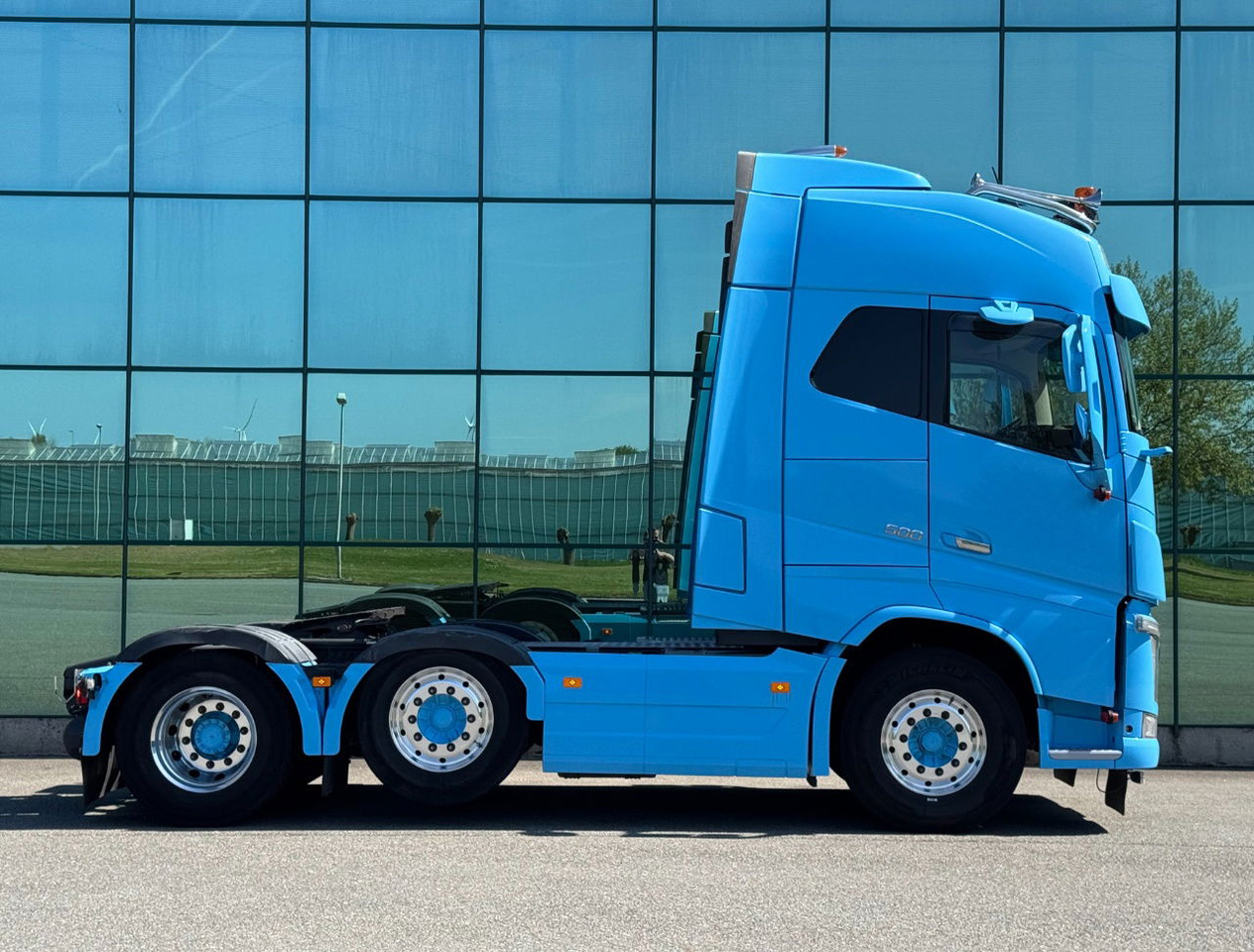 Volvo FH 500 6X2 Full AIR 671.000 KM 2x Tanks TOP Condition NL Truck - Tracteur routier: photos 5 Volvo FH 500 6X2 Full AIR 671.000 KM 2x Tanks TOP Condition NL Truck - Tracteur routier: photos 5