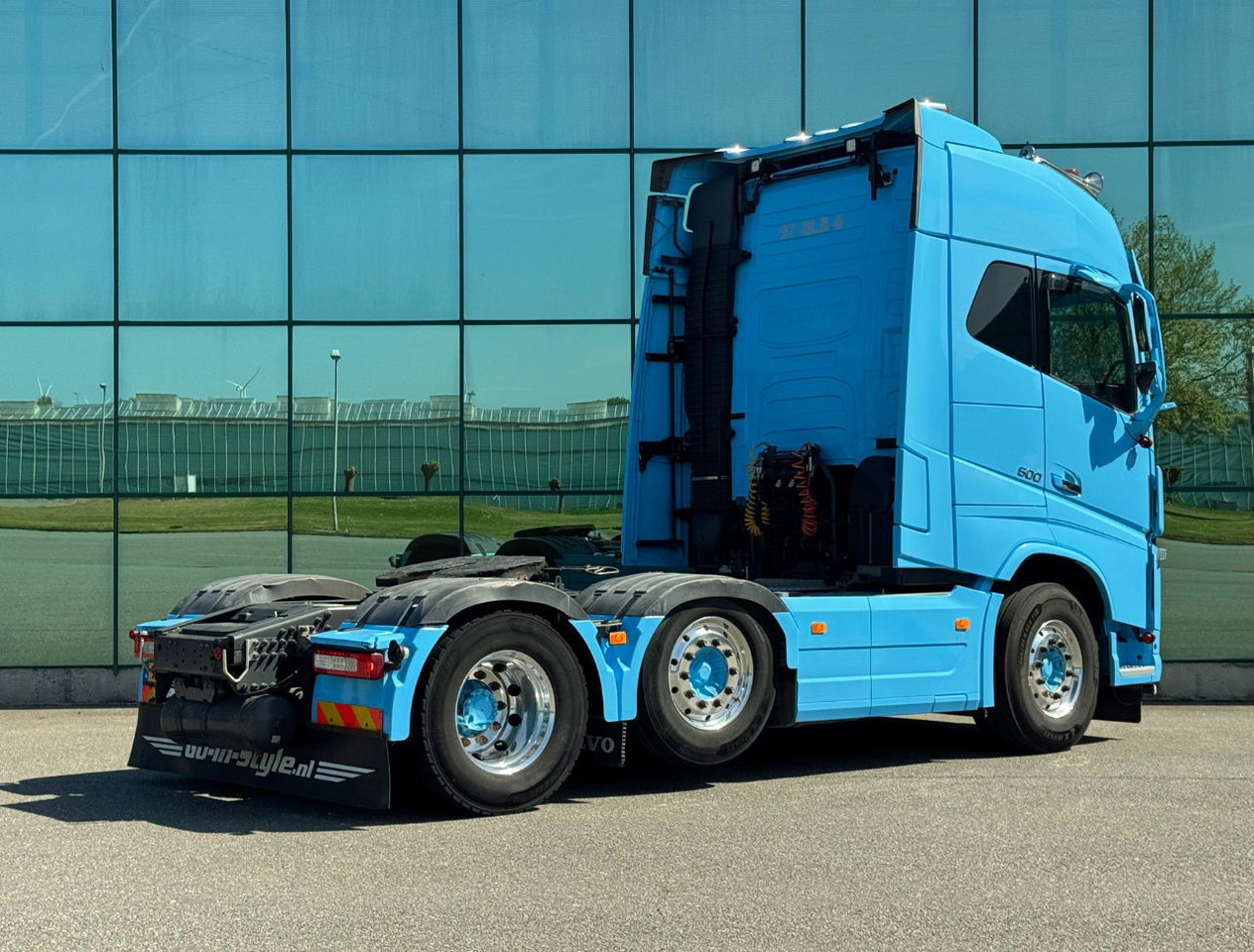 Volvo FH 500 6X2 Full AIR 671.000 KM 2x Tanks TOP Condition NL Truck - Tracteur routier: photos 4 Volvo FH 500 6X2 Full AIR 671.000 KM 2x Tanks TOP Condition NL Truck - Tracteur routier: photos 4