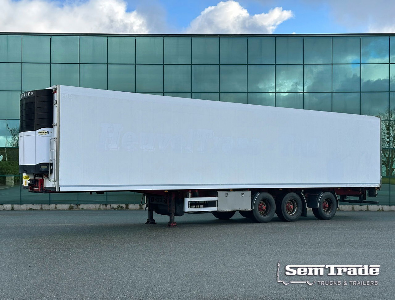 Van Eck 3 AS Koel Vries Carrier Vector 1800 Zeer Mooi Chassis Stuuras Tridec - Semi-remorque frigorifique: photos 1 Van Eck 3 AS Koel Vries Carrier Vector 1800 Zeer Mooi Chassis Stuuras Tridec - Semi-remorque frigorifique: photos 1