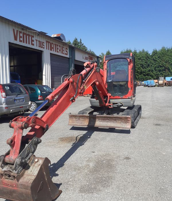 Mini pelle JCB 5 t235 avec cabine Tres Bon etat general - Mini pelle: photos 2 Mini pelle JCB 5 t235 avec cabine Tres Bon etat general - Mini pelle: photos 2